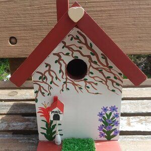 Beautiful Handmade White Birdhouse Mailbox Flowers Garden Shed Tree Heart Red